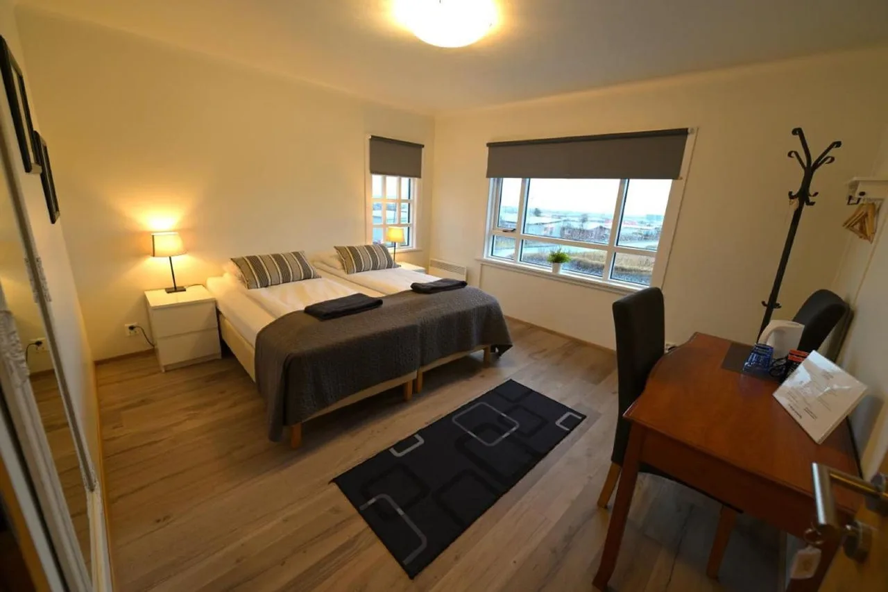 Guesthouse Carina — ภาพห้องพักและบรรยากาศ