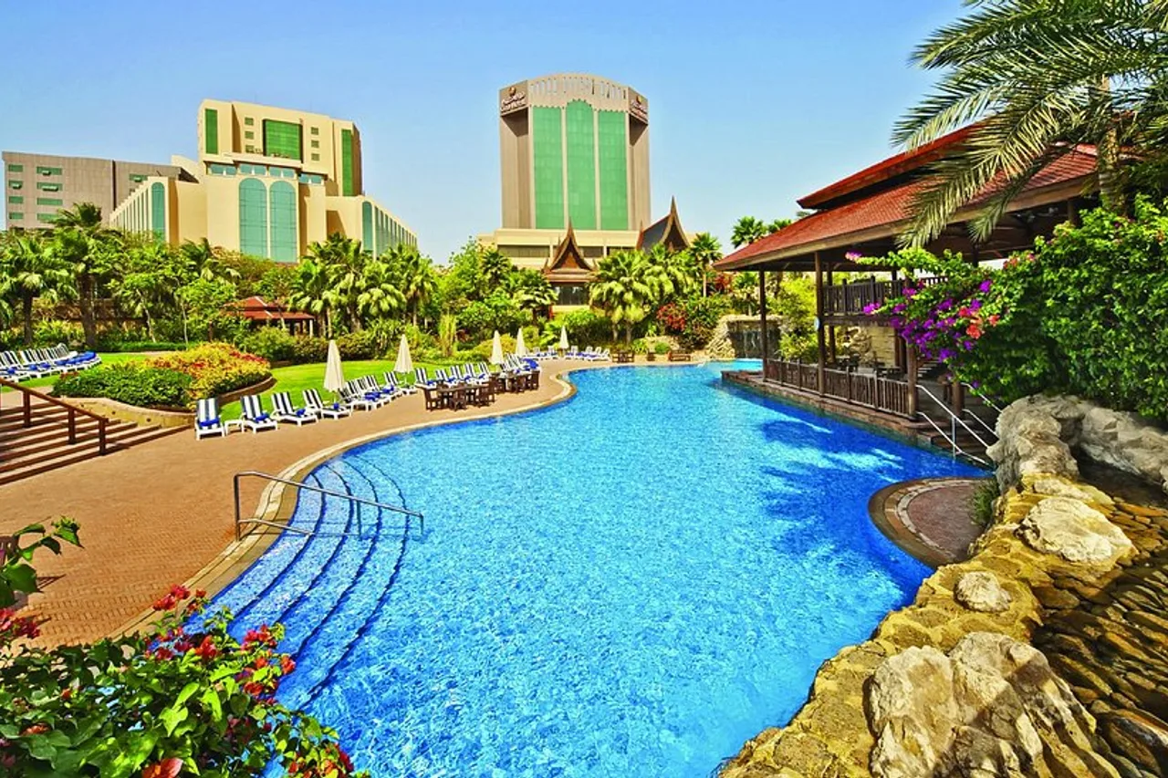 Gulf Hotel Bahrain Convention &amp; Spa — โรงแรมในมานามา