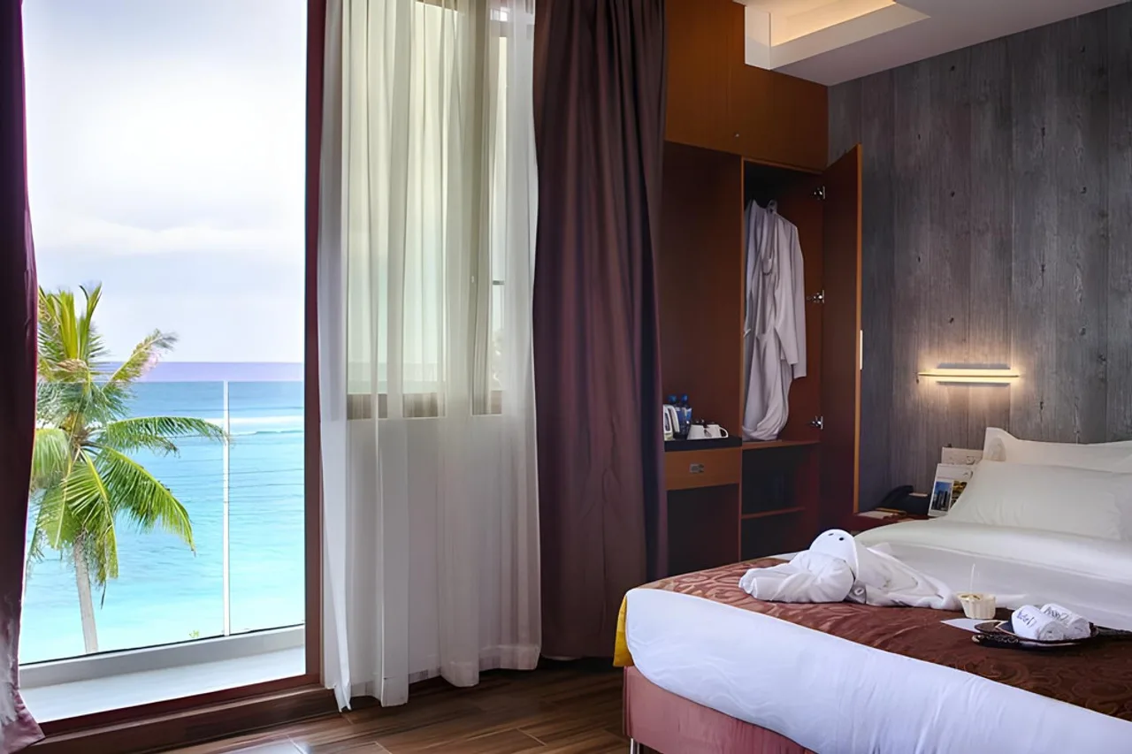 H78 Maldives — ภาพห้องพักและบรรยากาศ