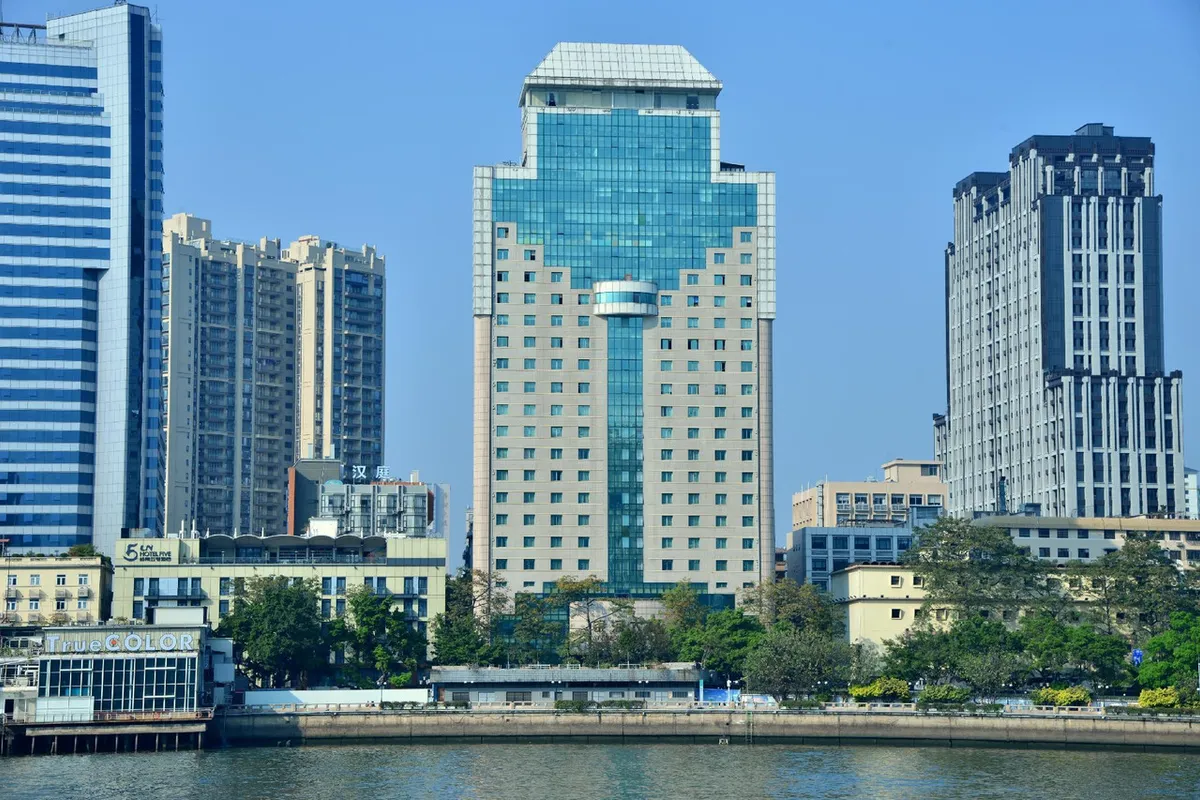 Haijun Hotel Guangzhou — rooms and atmosphere