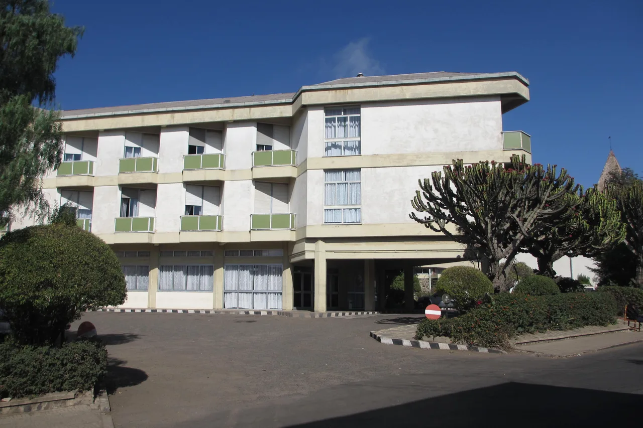 Hamasien Hotel — ภาพห้องพักและบรรยากาศ