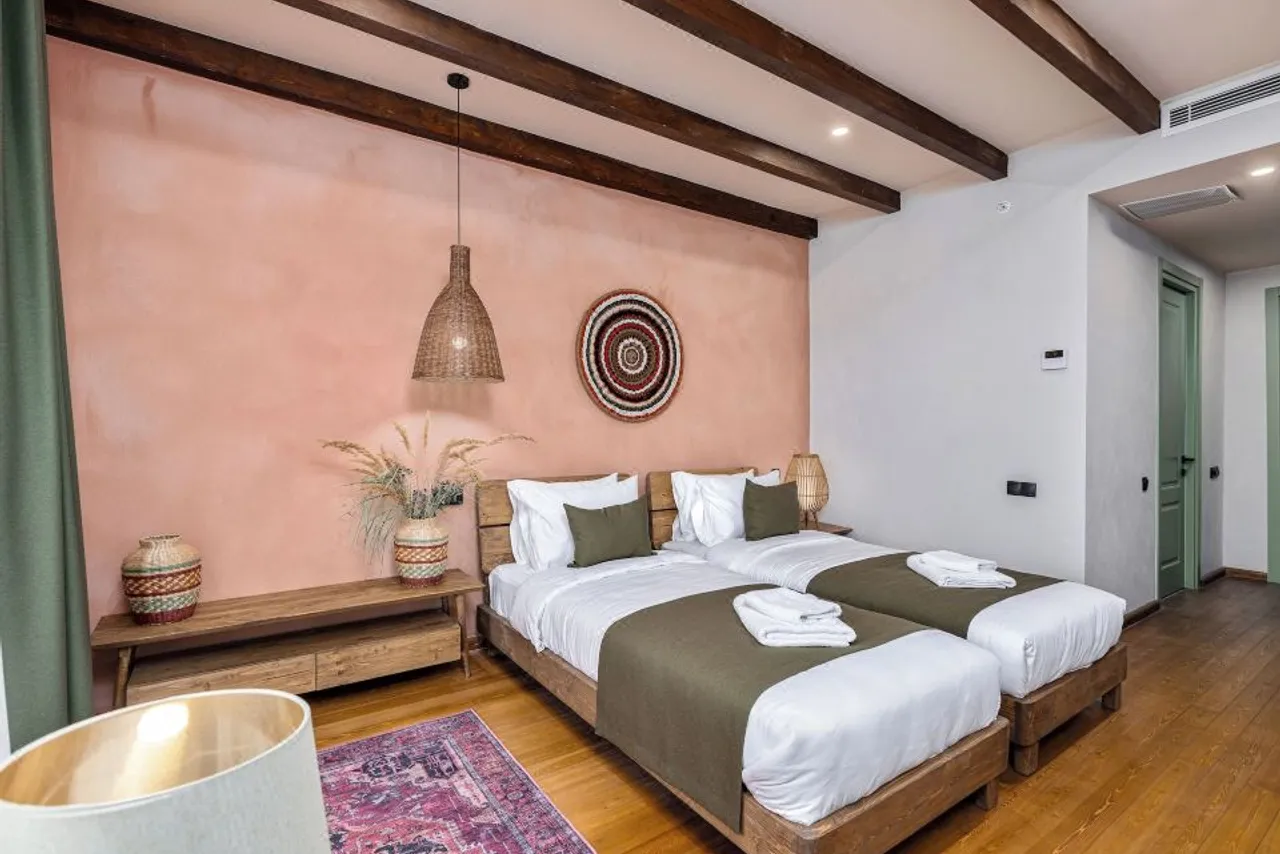 Hameau Mukhrani — rooms and atmosphere