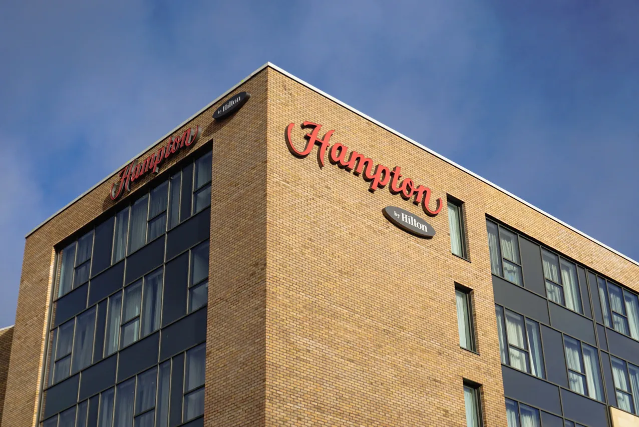 Hampton by Hilton Edinburgh West End — rooms and atmosphere