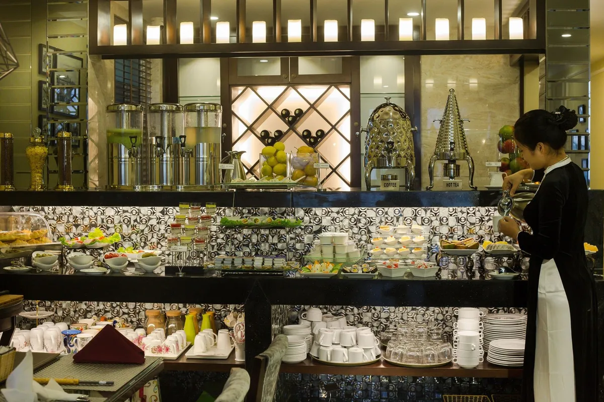 Hanoi Marvellous Hotel & Spa — rooms and atmosphere