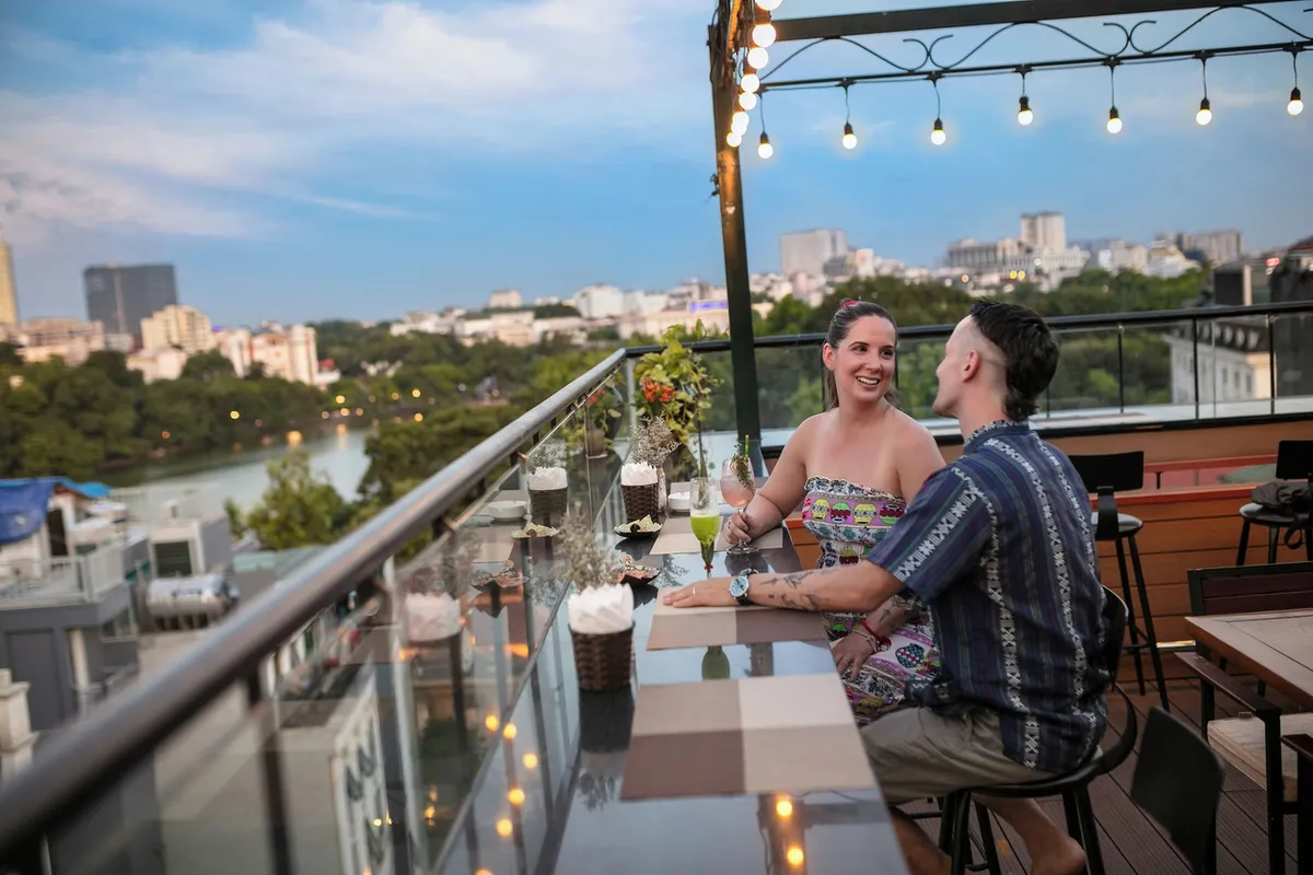 Hanoi Pearl Hotel — rooms and atmosphere