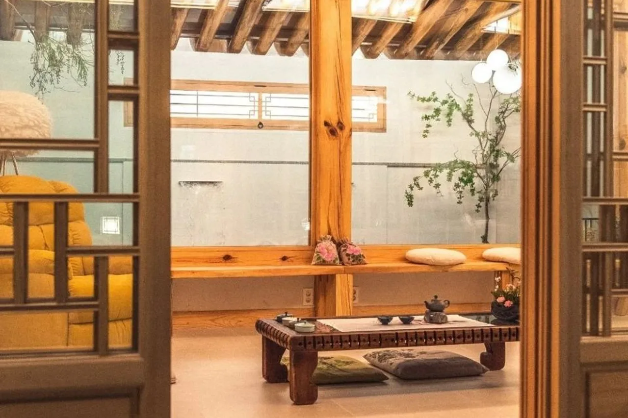 Hanok Prince — rooms and atmosphere