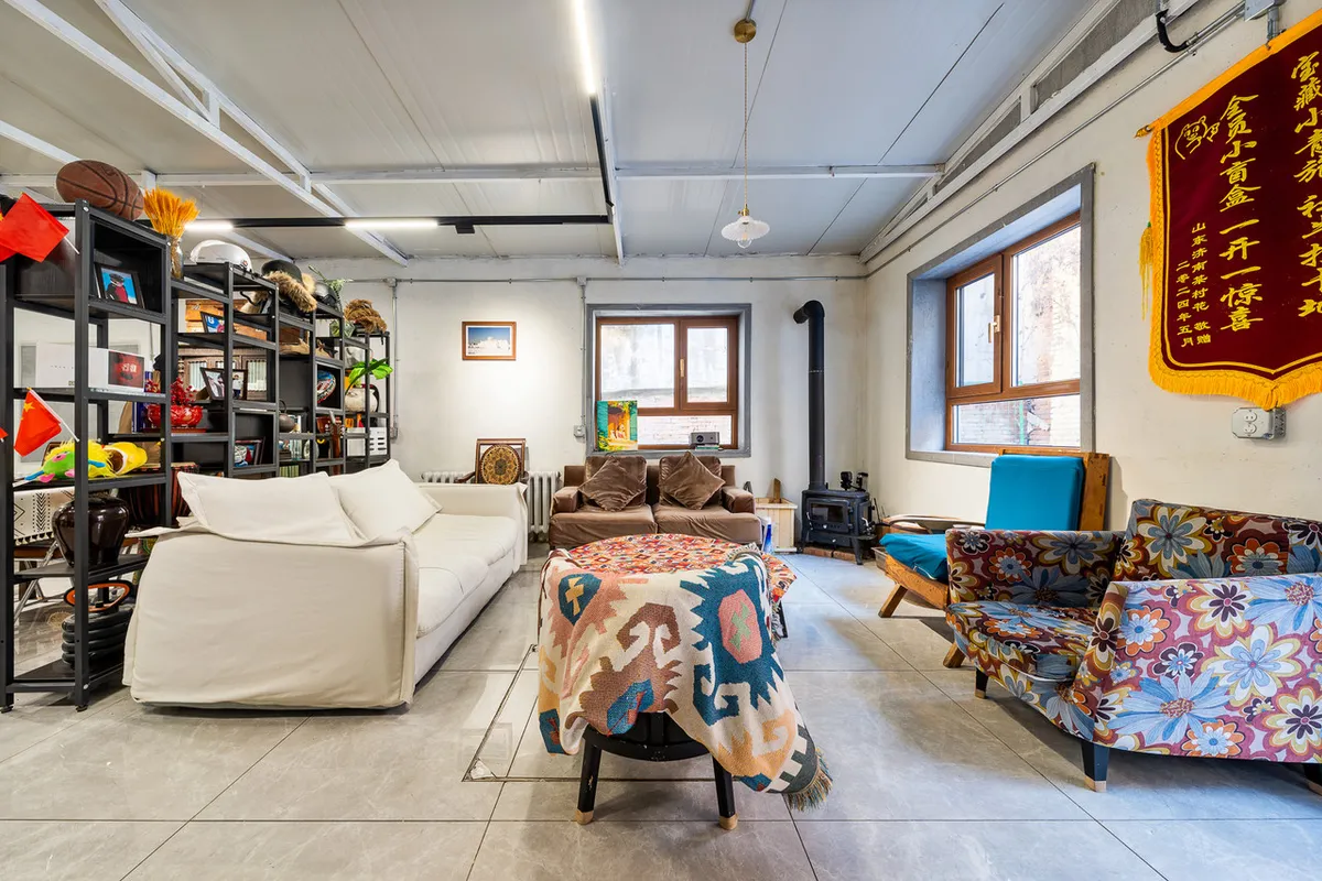 Harbin Xingsu Youth Hostel — rooms and atmosphere