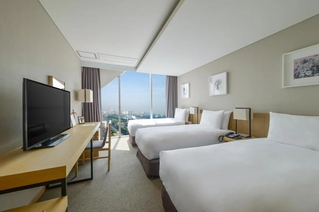 Harbor Park Hotel — 酒店