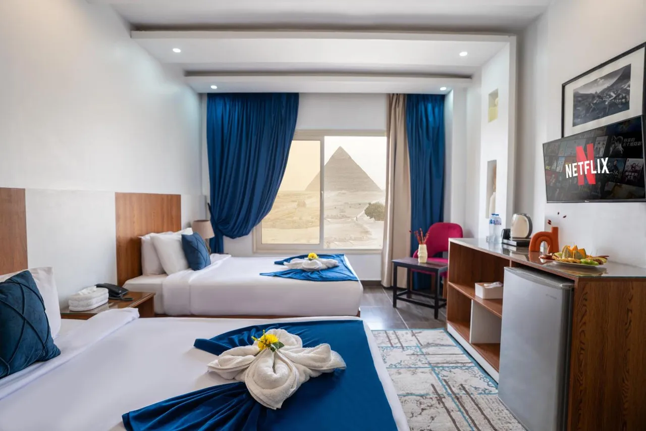 Hayat Pyramids View Hotel — rooms and atmosphere