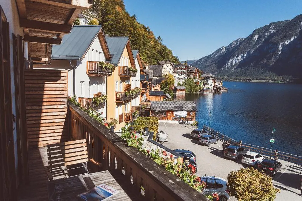 Heritage Hotel Hallstatt — rooms and atmosphere