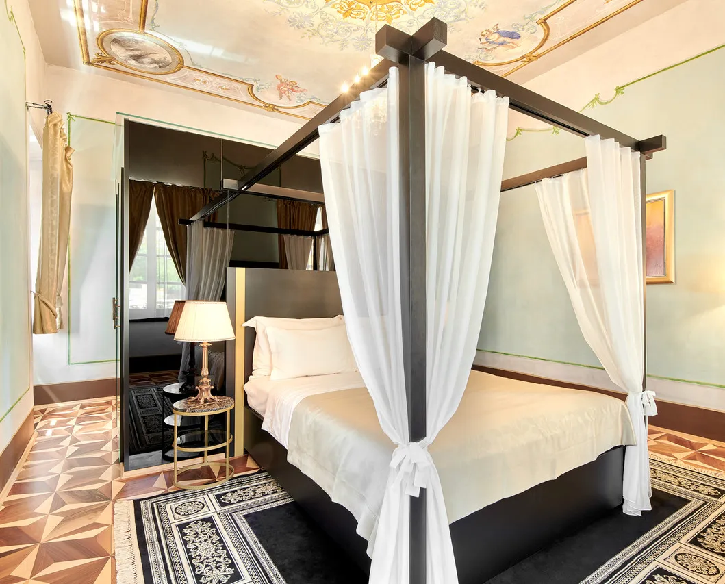Heritage Hotel King Kresimir — rooms and atmosphere