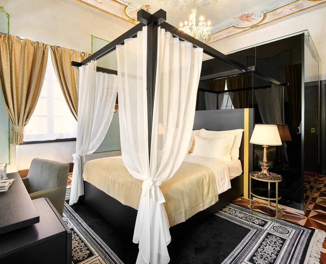 Heritage Hotel King Kresimir — rooms and atmosphere