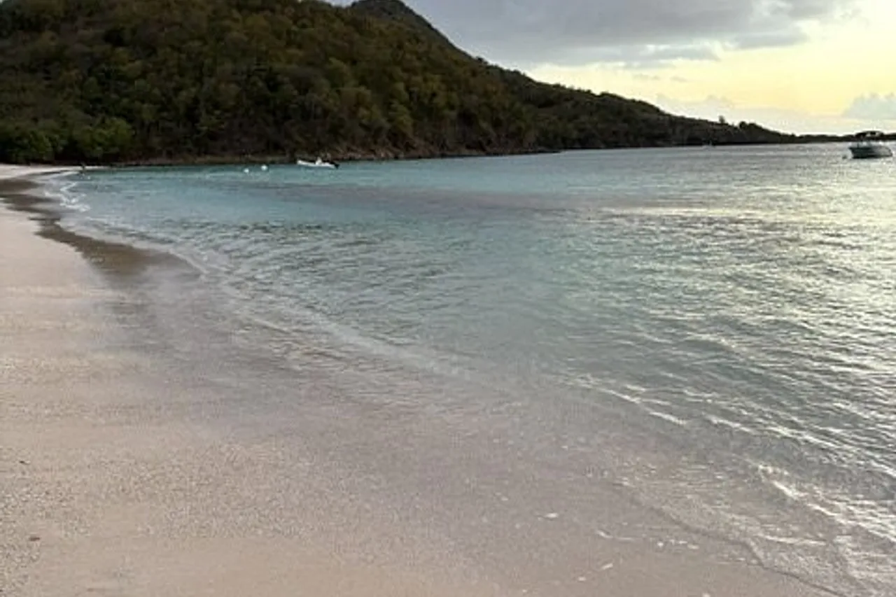 Hermitage Bay — ภาพห้องพักและบรรยากาศ