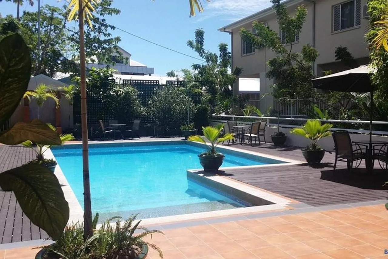 Hibiscus Apartments — ภาพห้องพักและบรรยากาศ