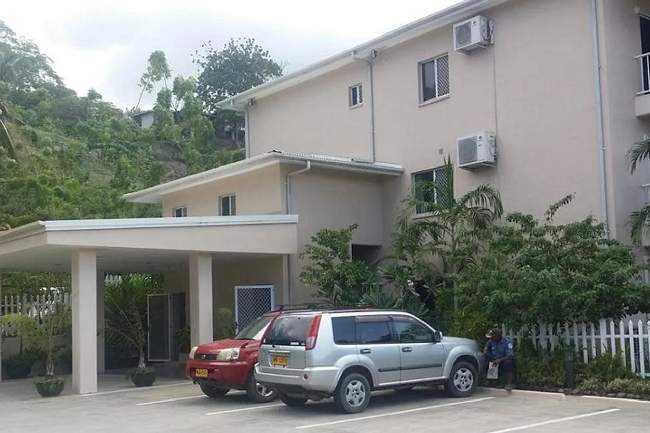 Hibiscus Apartments — ภาพห้องพักและบรรยากาศ