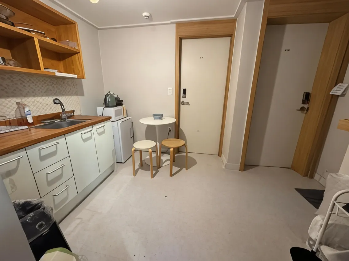 High Street Guesthouse Hongdae — rooms and atmosphere