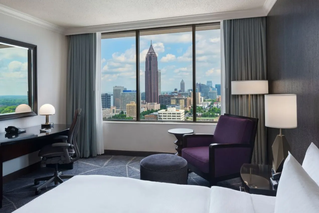Hilton Atlanta — ภาพห้องพักและบรรยากาศ