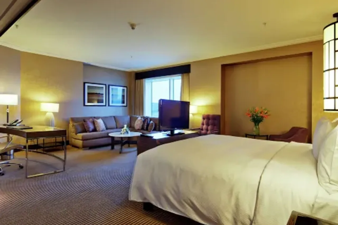 Hilton Baku — ภาพห้องพักและบรรยากาศ