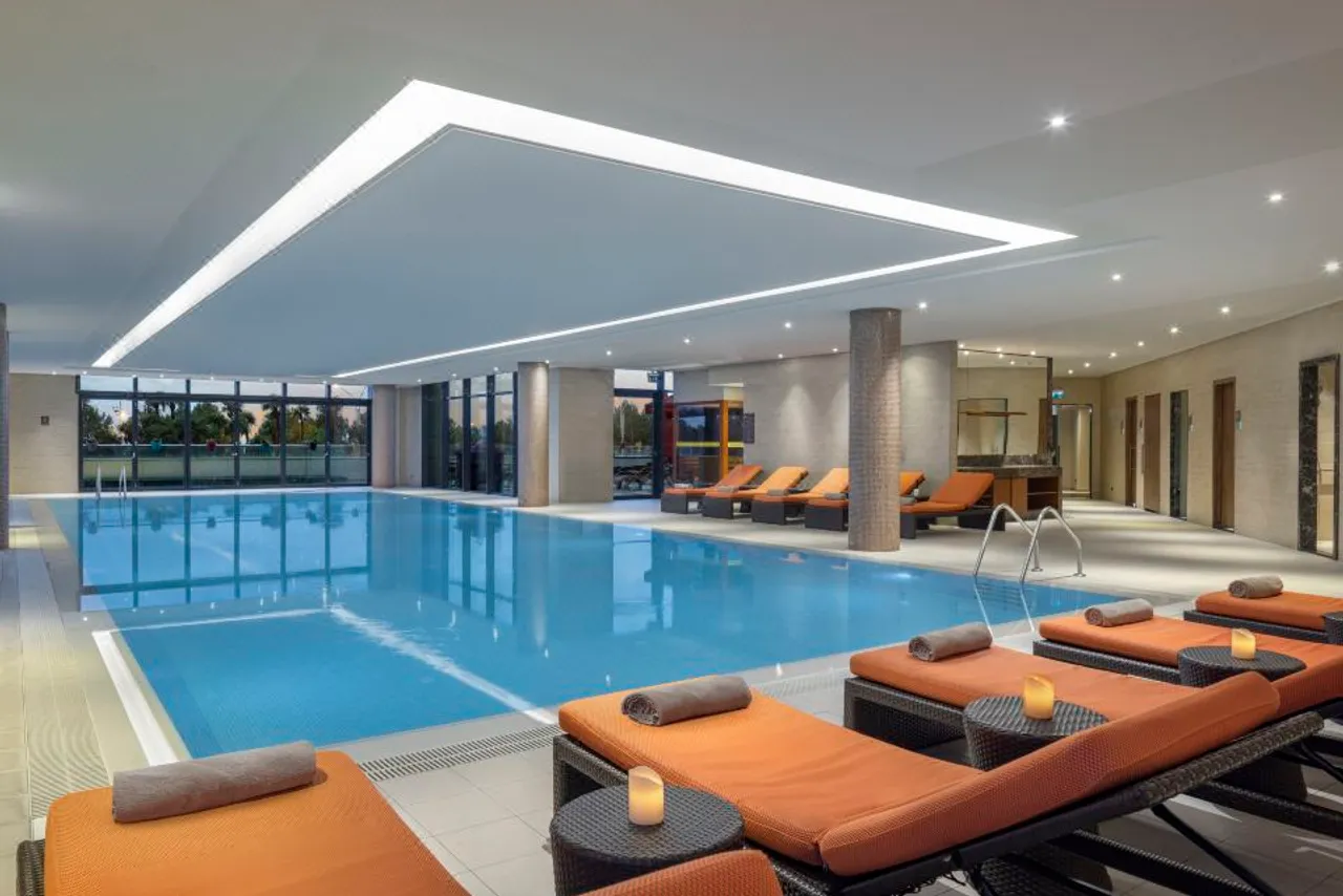Hilton Batumi — ภาพห้องพักและบรรยากาศ