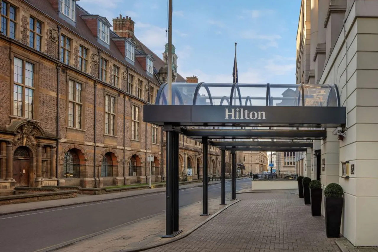 Hilton Cambridge City Centre — rooms and atmosphere