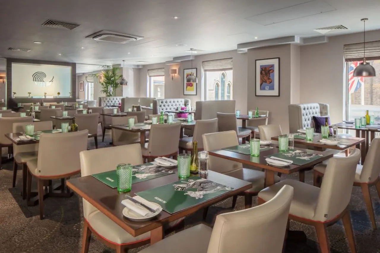 Hilton Cambridge City Centre — rooms and atmosphere