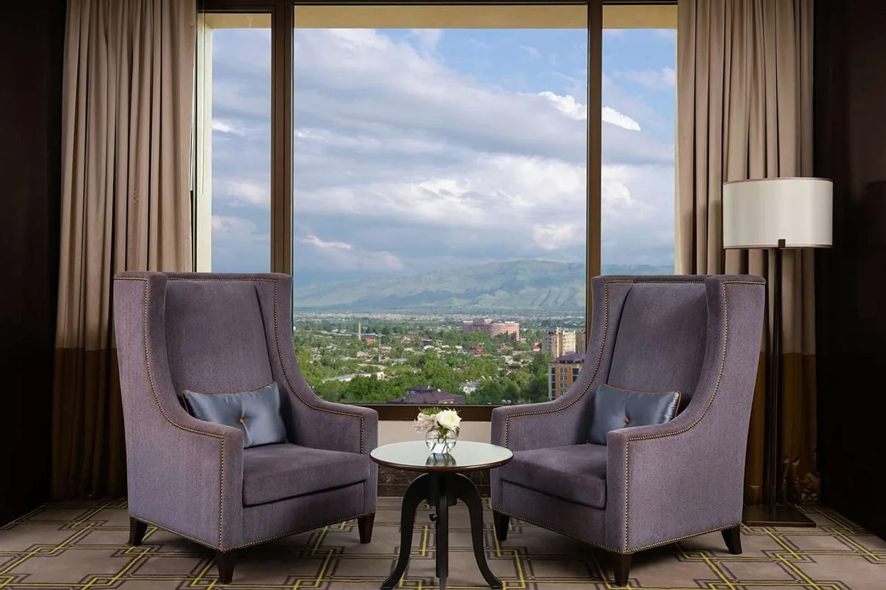 Hilton Dushanbe — ภาพห้องพักและบรรยากาศ