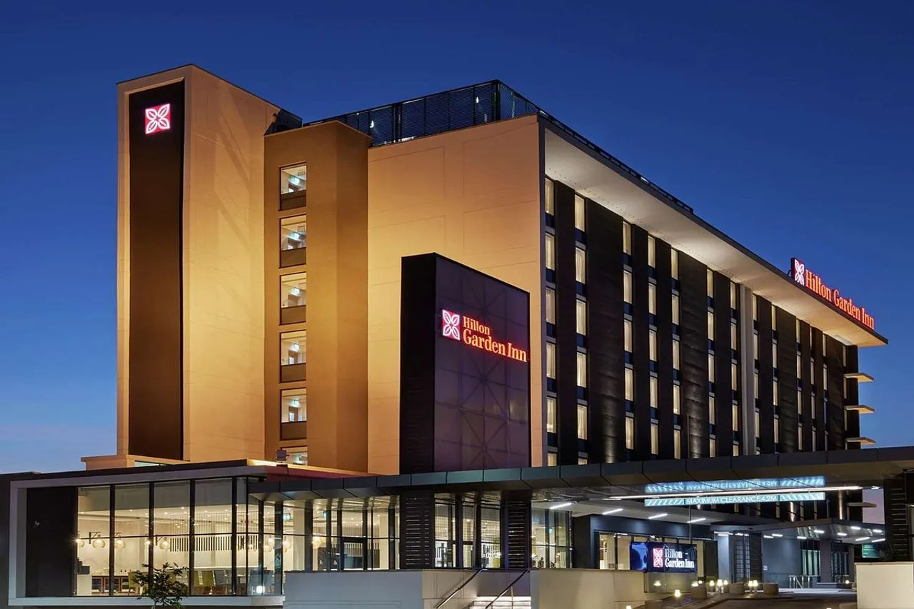 Hilton Garden Inn Gaborone — โรงแรมในกาโบโรเน