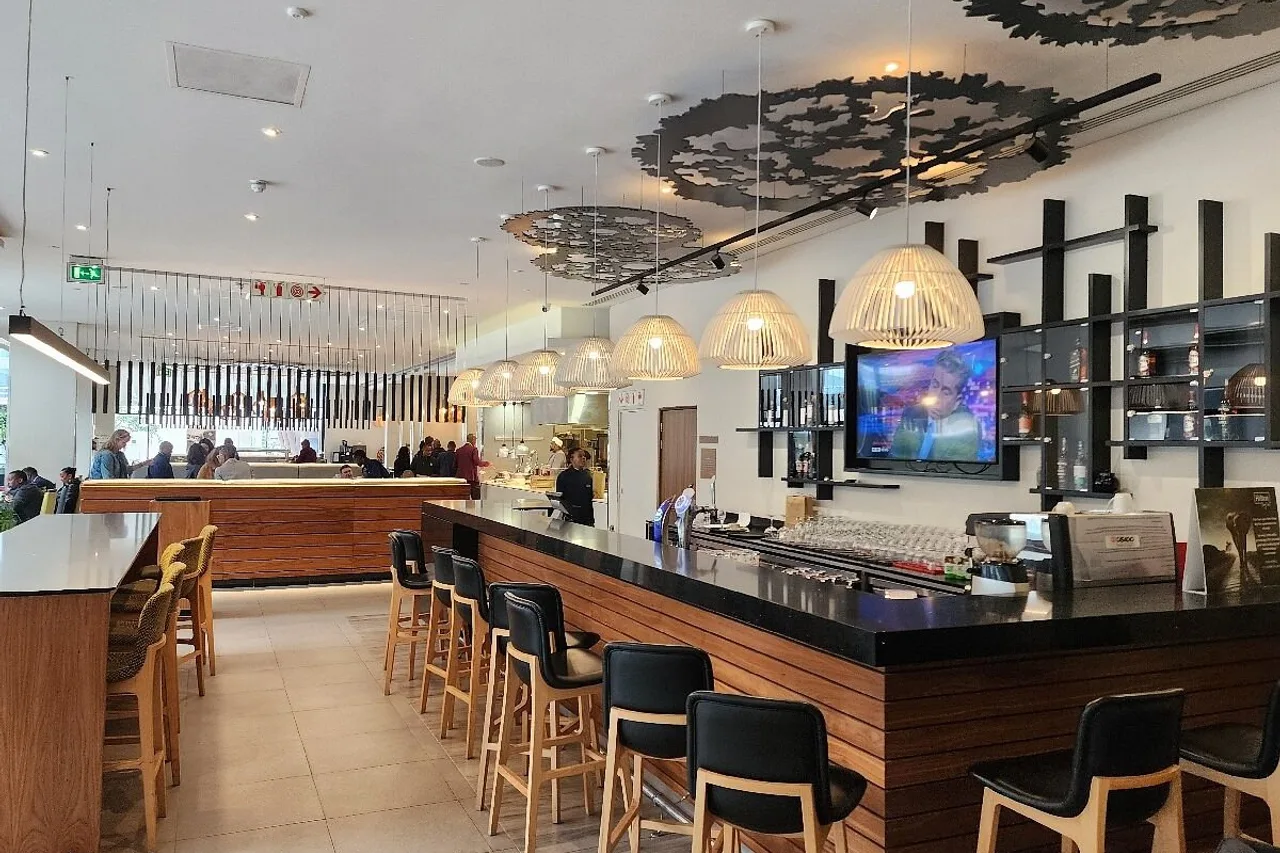 Hilton Garden Inn Gaborone — ภาพห้องพักและบรรยากาศ