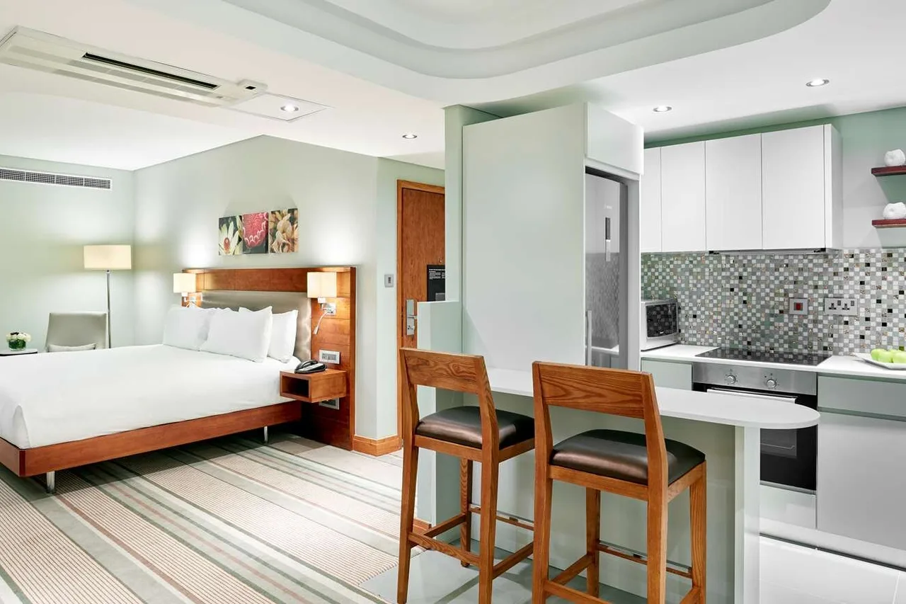 Hilton Garden Inn Lusaka Society Business Park — ภาพห้องพักและบรรยากาศ
