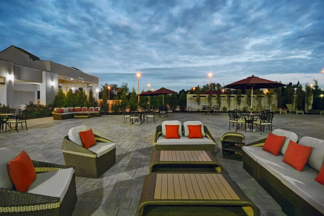 Hilton Hasbrouck Heights/Meadowlands — ภาพห้องพักและบรรยากาศ