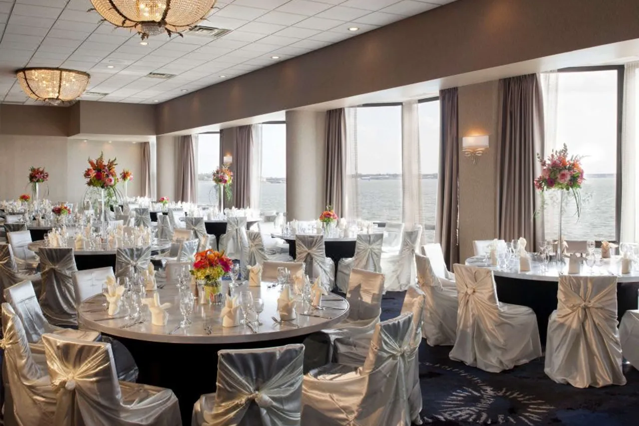 Hilton Houston NASA Clear Lake — ภาพห้องพักและบรรยากาศ
