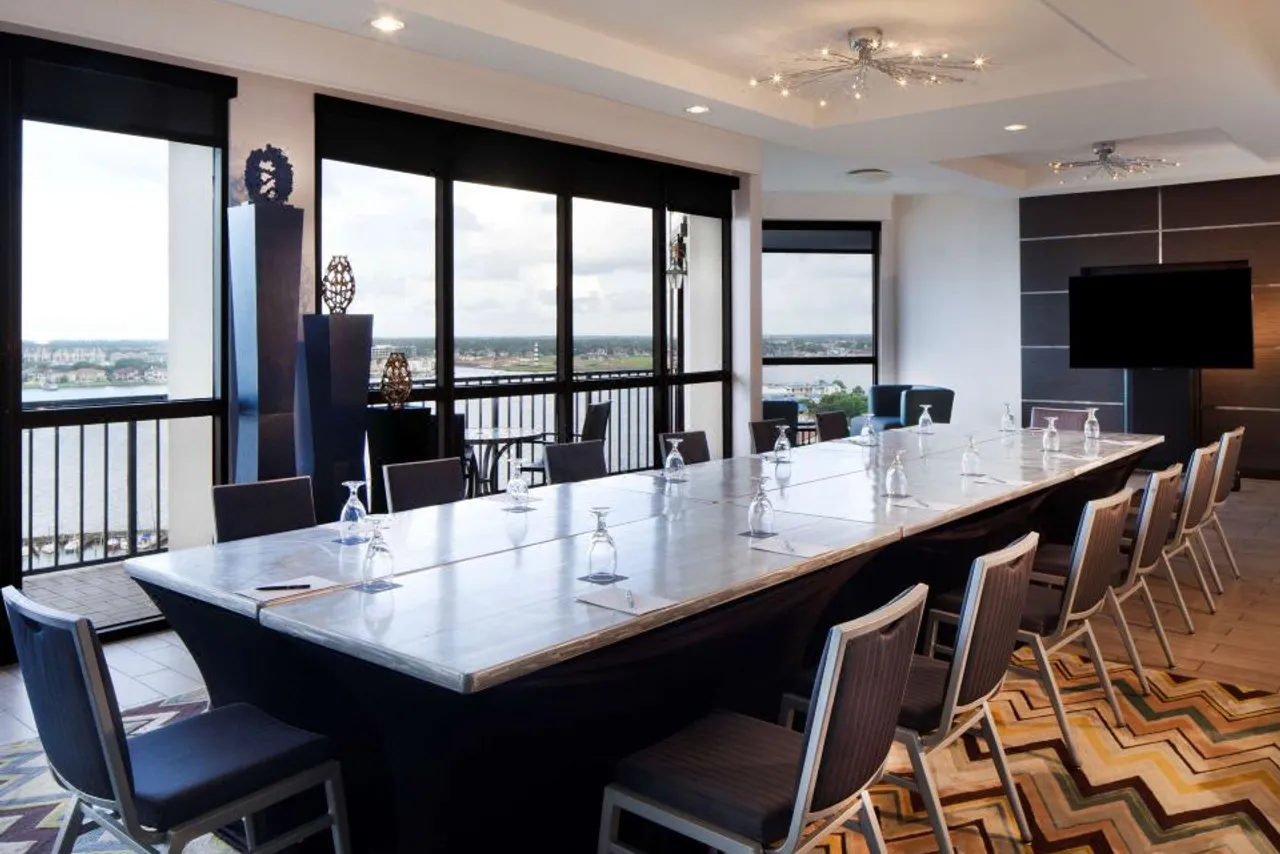 Hilton Houston NASA Clear Lake — ภาพห้องพักและบรรยากาศ