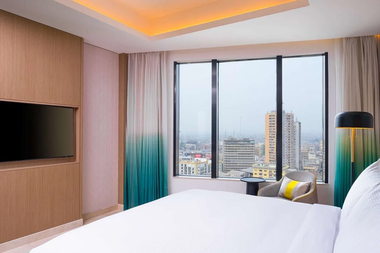 Hilton Kinshasa — ภาพห้องพักและบรรยากาศ