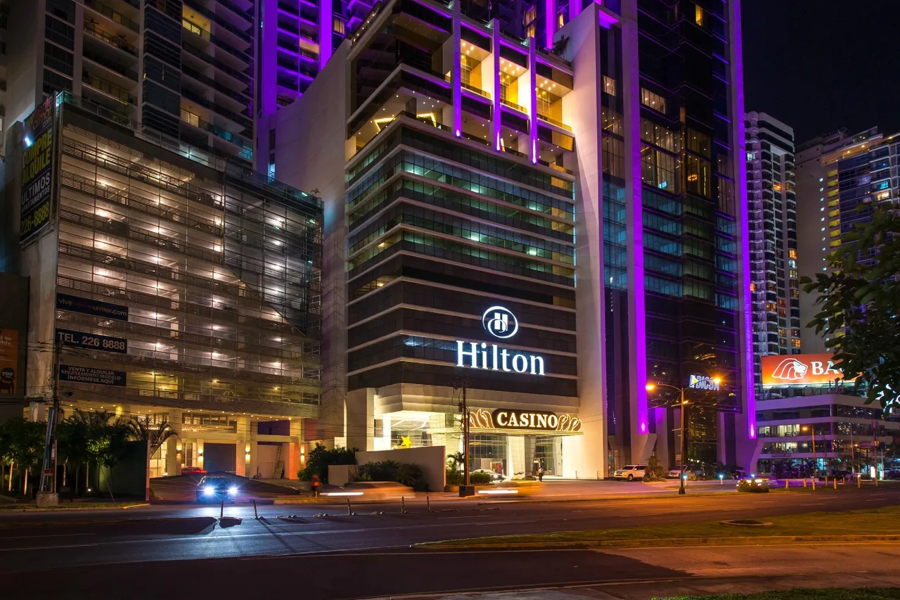 Hilton Panama — rooms and atmosphere