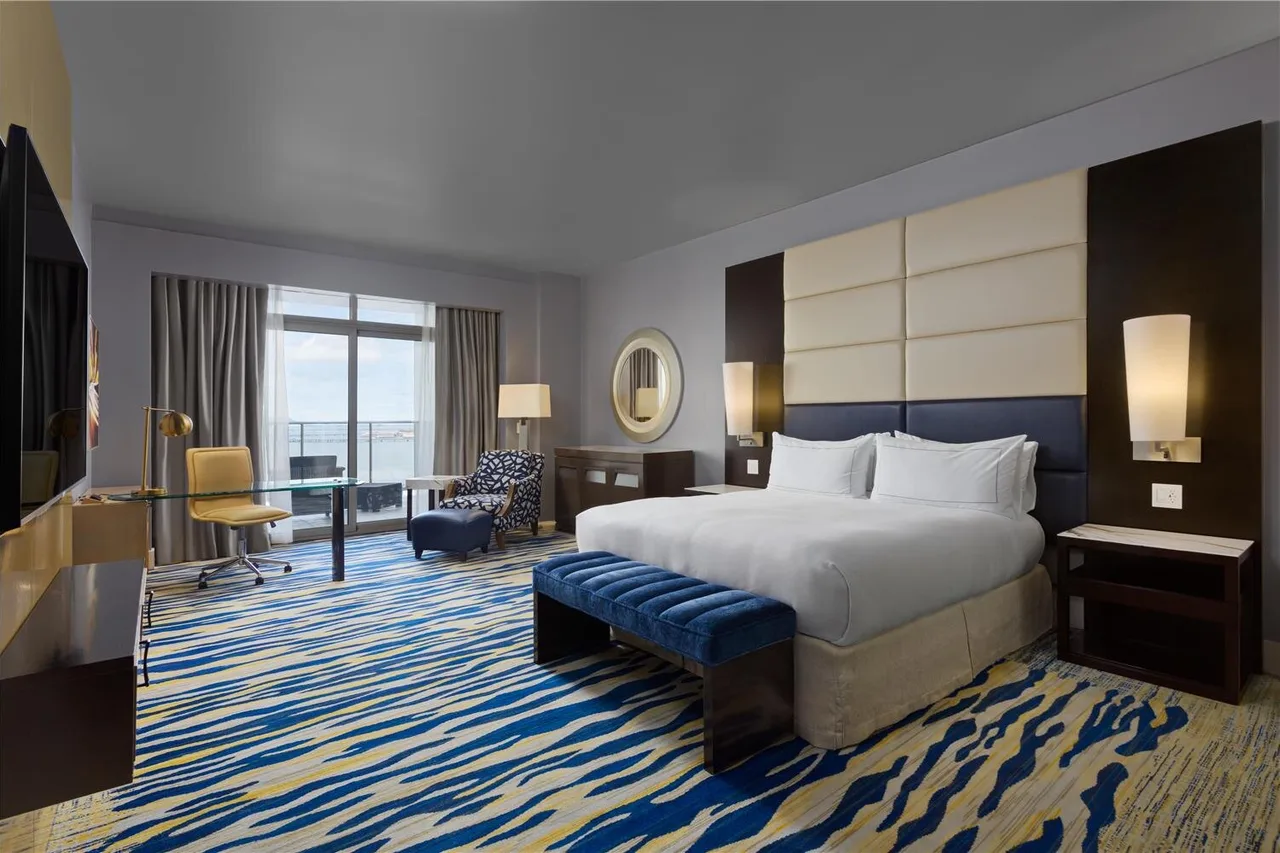 Hilton Panama — rooms and atmosphere