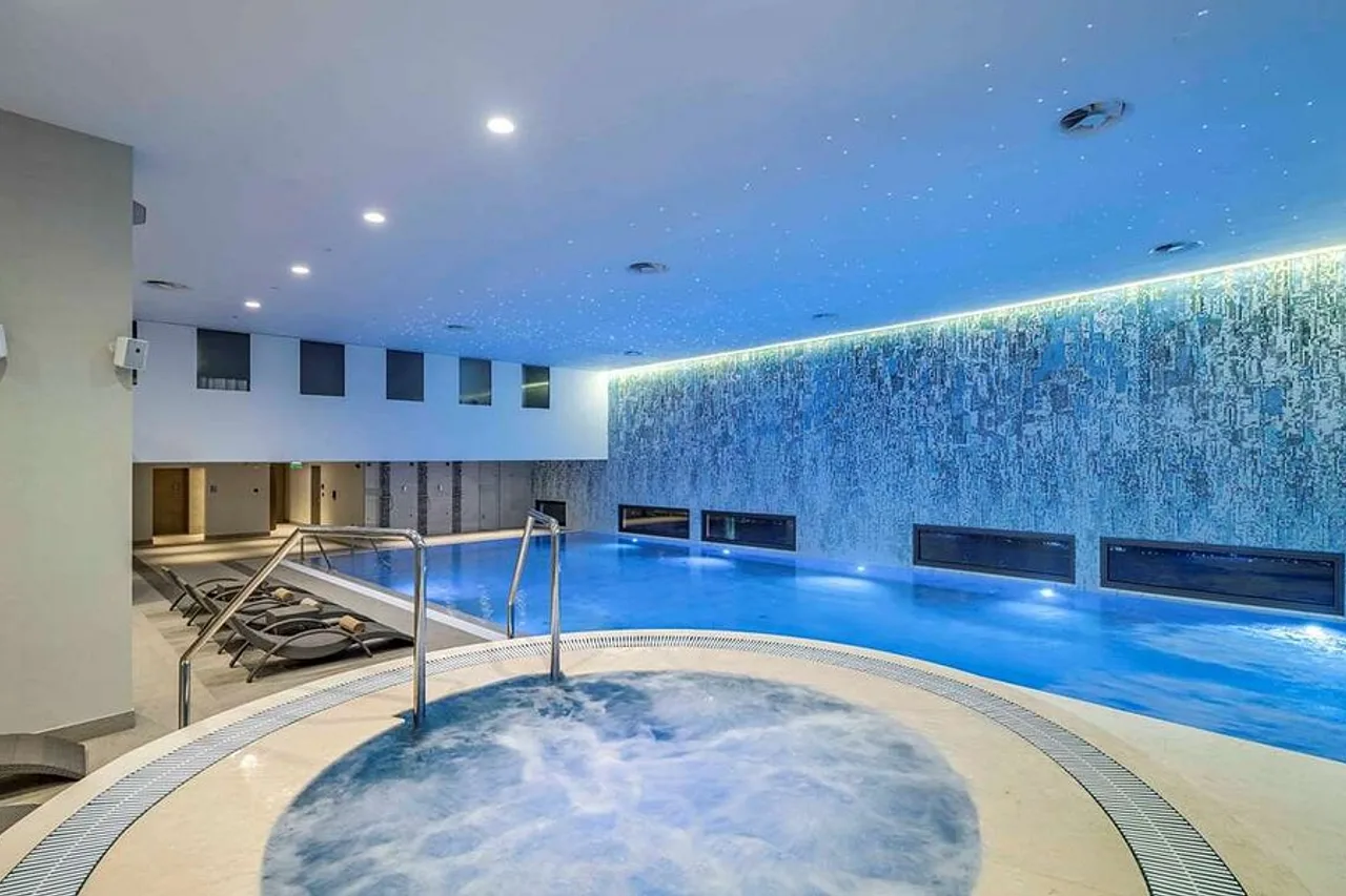 Hilton Podgorica Crna Gora — ภาพห้องพักและบรรยากาศ