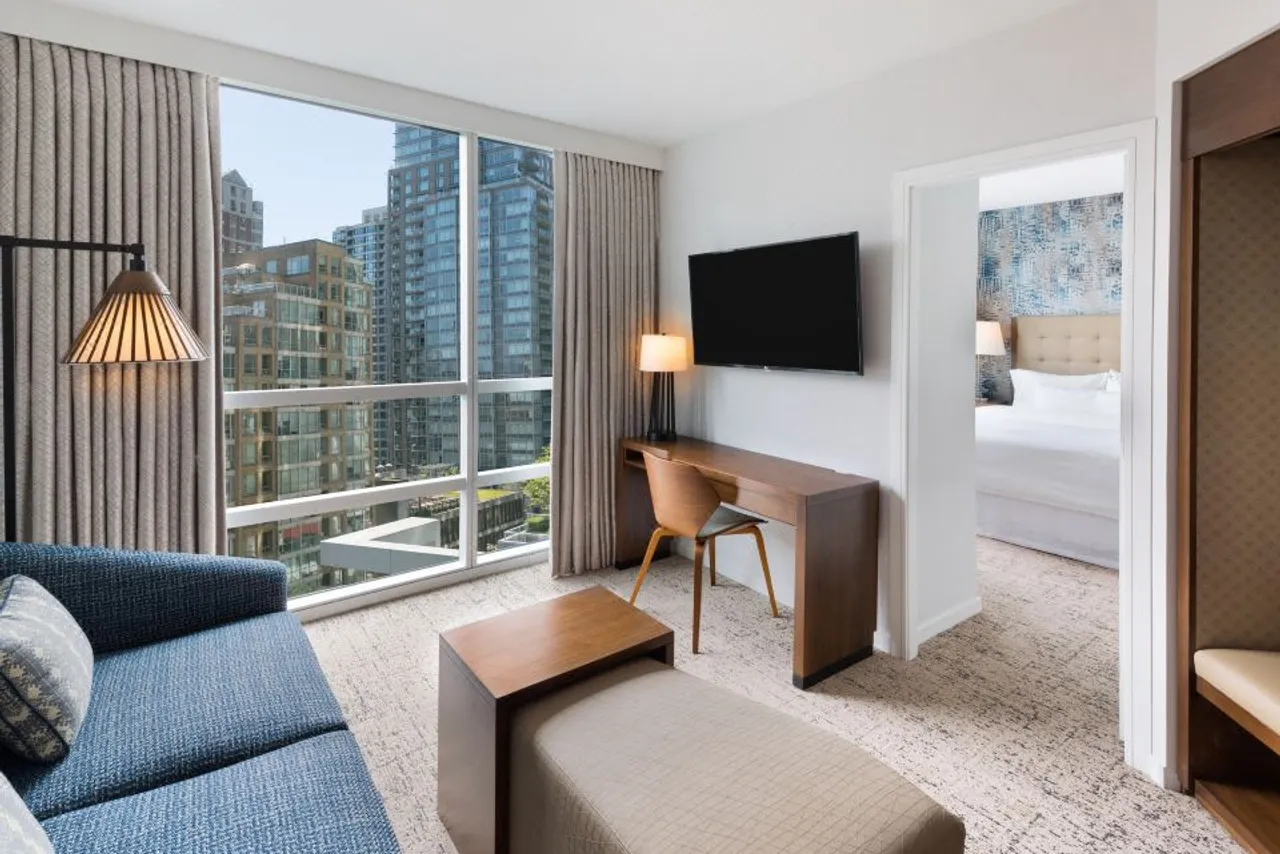 Hilton Vancouver Downtown — ภาพห้องพักและบรรยากาศ