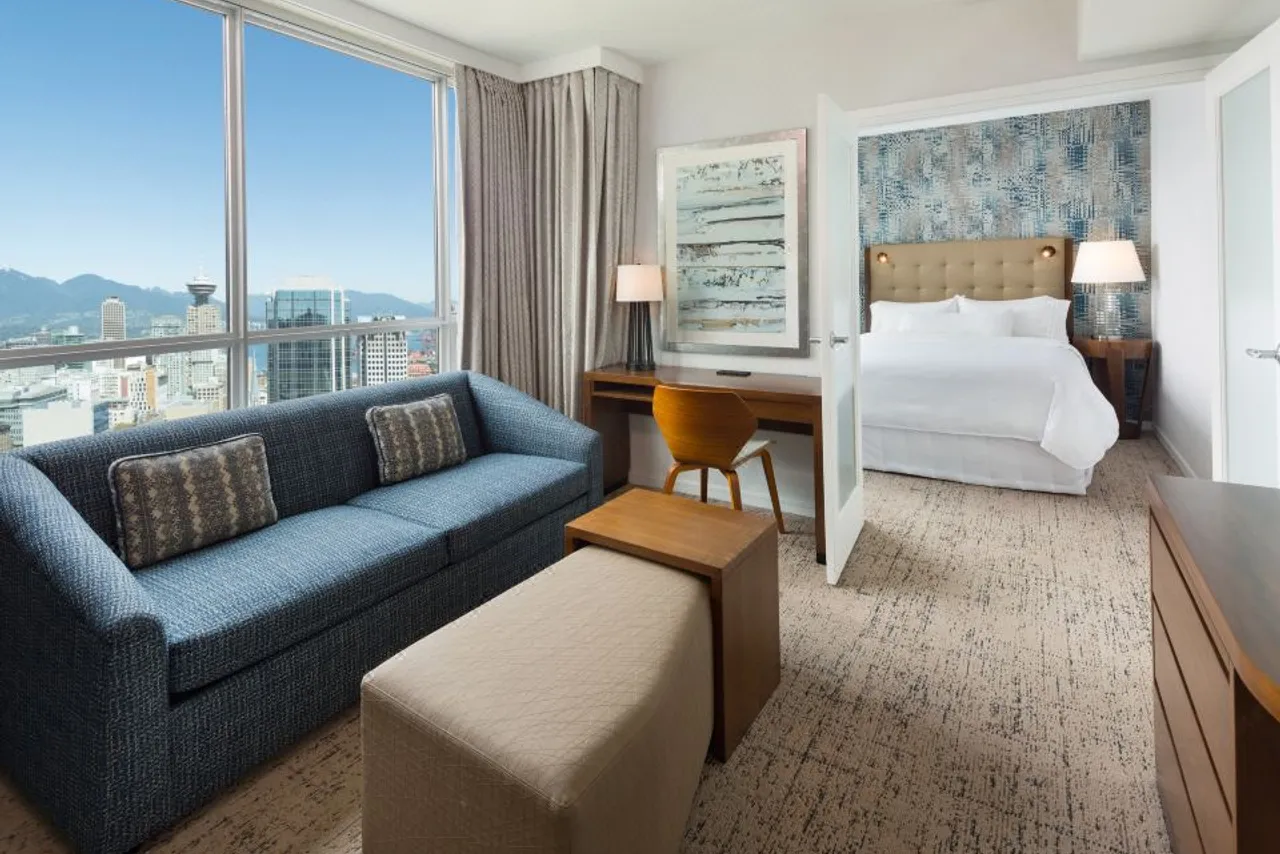 Hilton Vancouver Downtown — ภาพห้องพักและบรรยากาศ