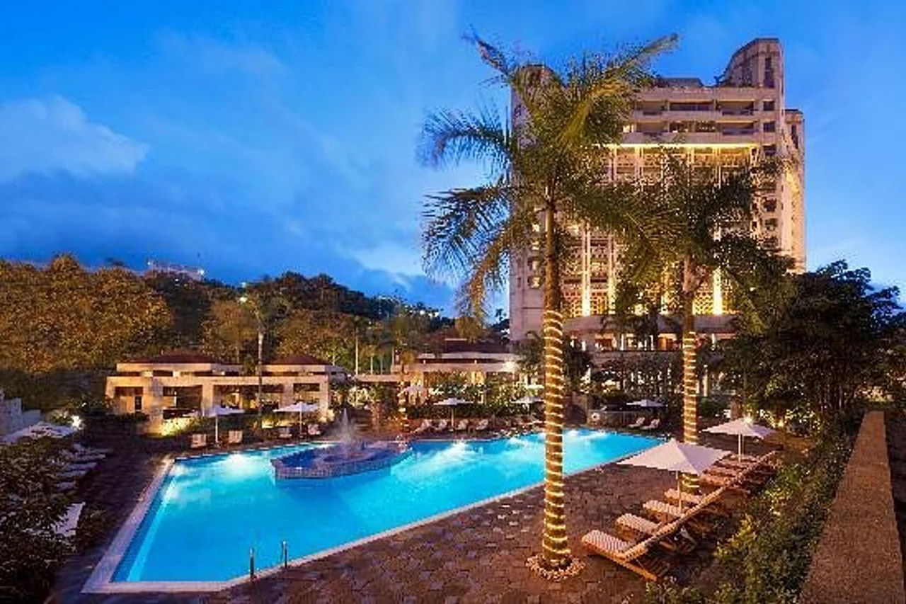 Hilton Yaounde — ภาพห้องพักและบรรยากาศ