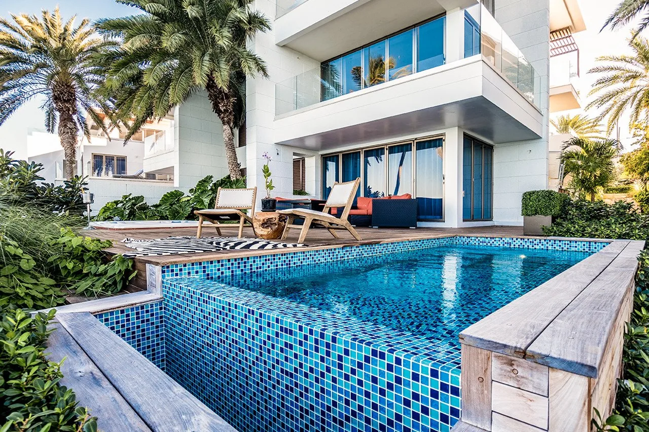 Hodges Bay Resort & Spa — ภาพห้องพักและบรรยากาศ