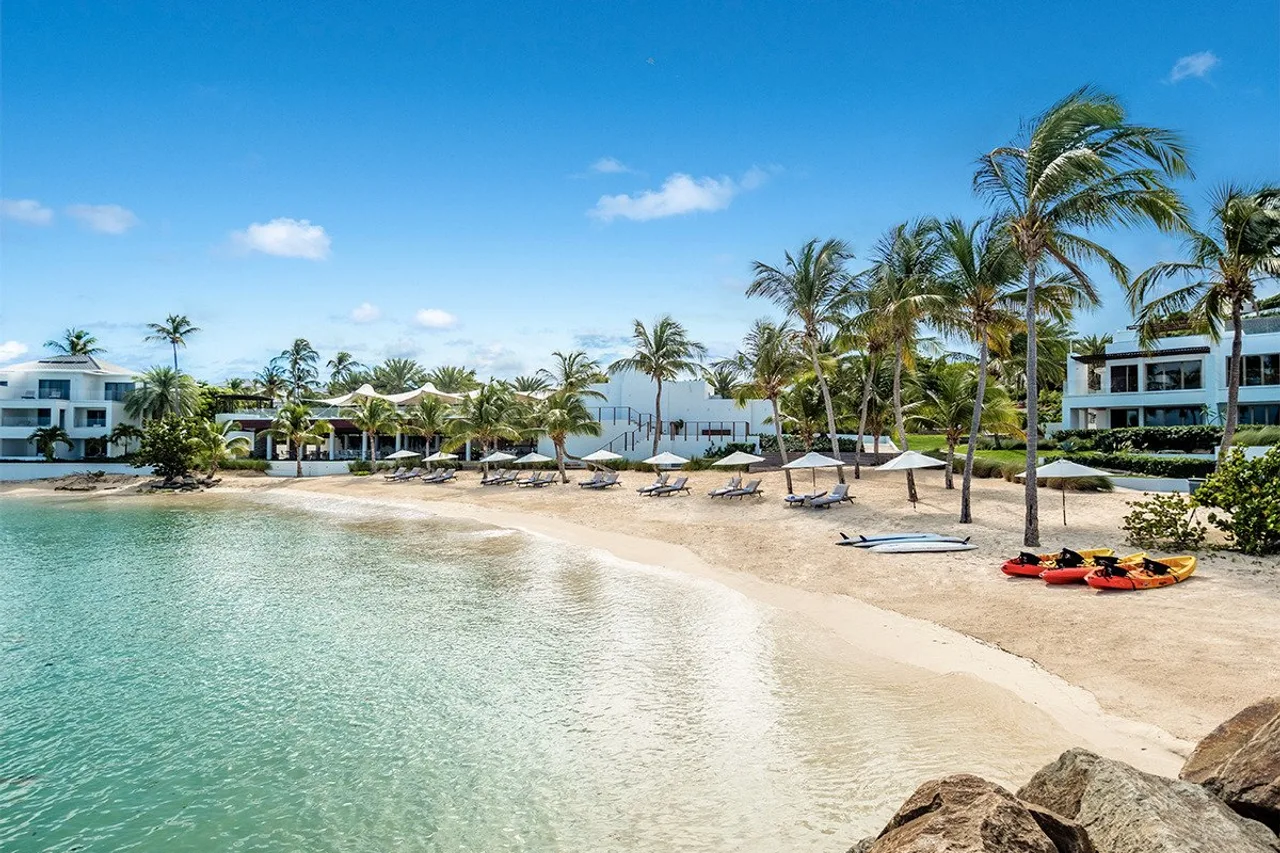 Hodges Bay Resort & Spa — ภาพห้องพักและบรรยากาศ