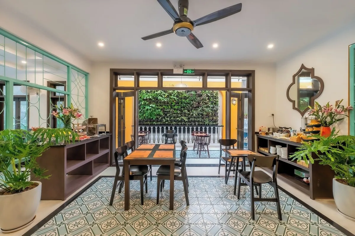 Hoi An Ivy Hotel — rooms and atmosphere