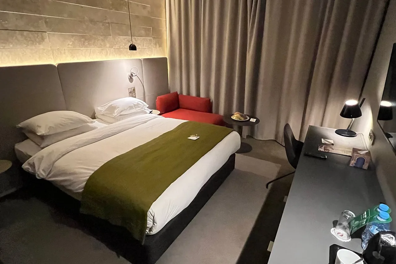 Holiday Inn Algiers Cheraga Tower — ภาพห้องพักและบรรยากาศ