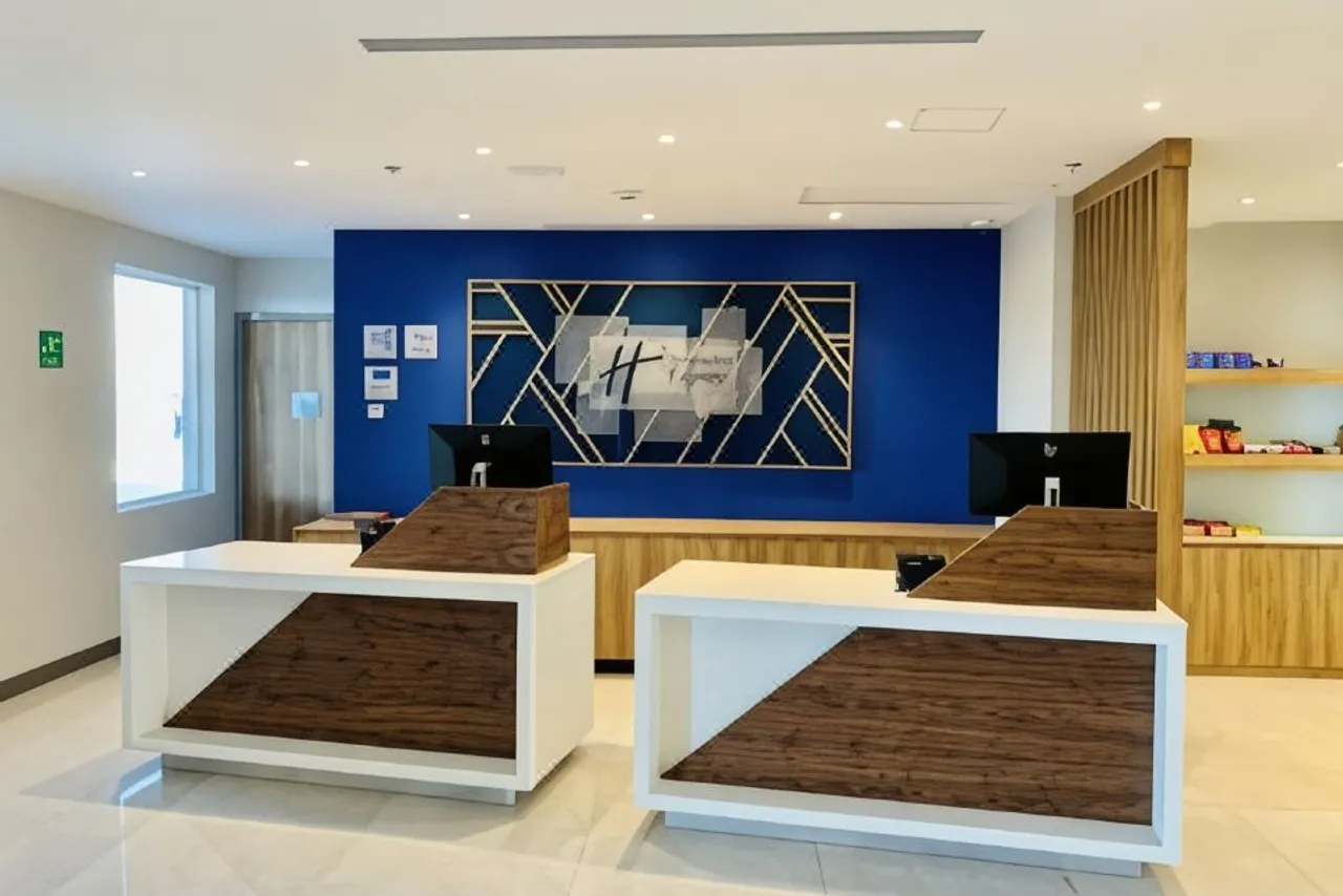 Holiday Inn Express Guadalajara Vallarta Poniente by IHG — ภาพห้องพักและบรรยากาศ