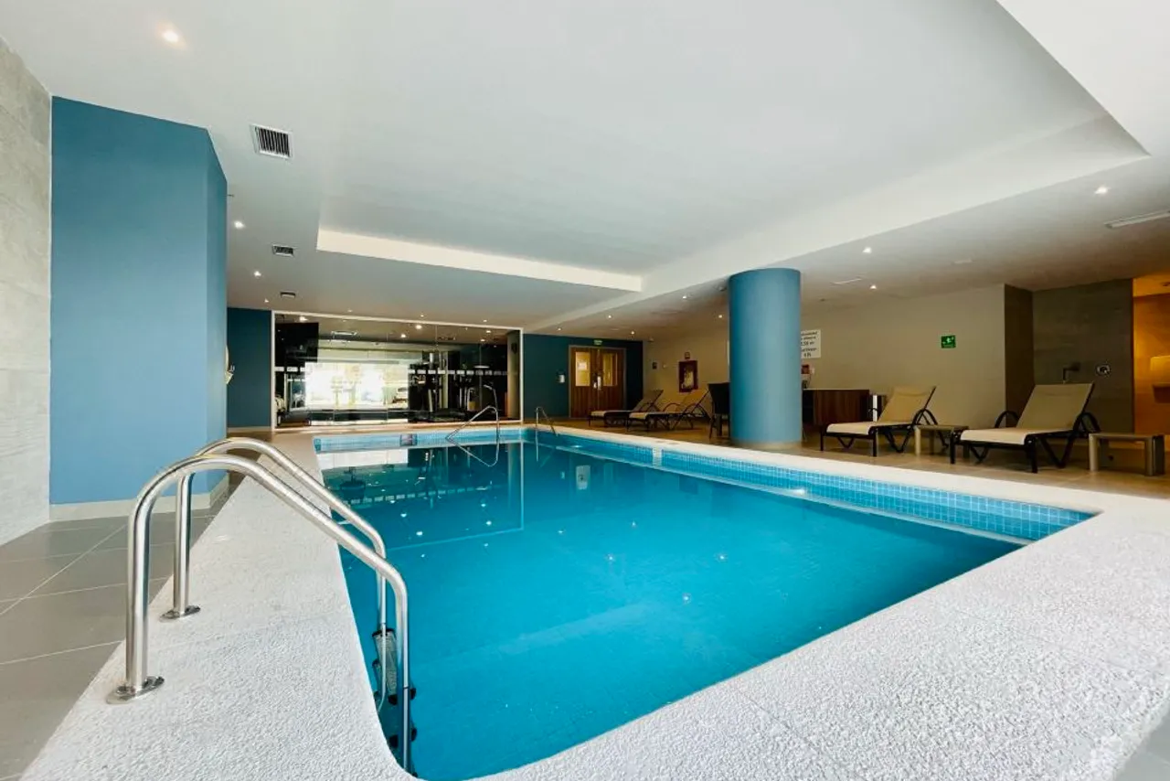Holiday Inn Express Guadalajara Vallarta Poniente by IHG — ภาพห้องพักและบรรยากาศ