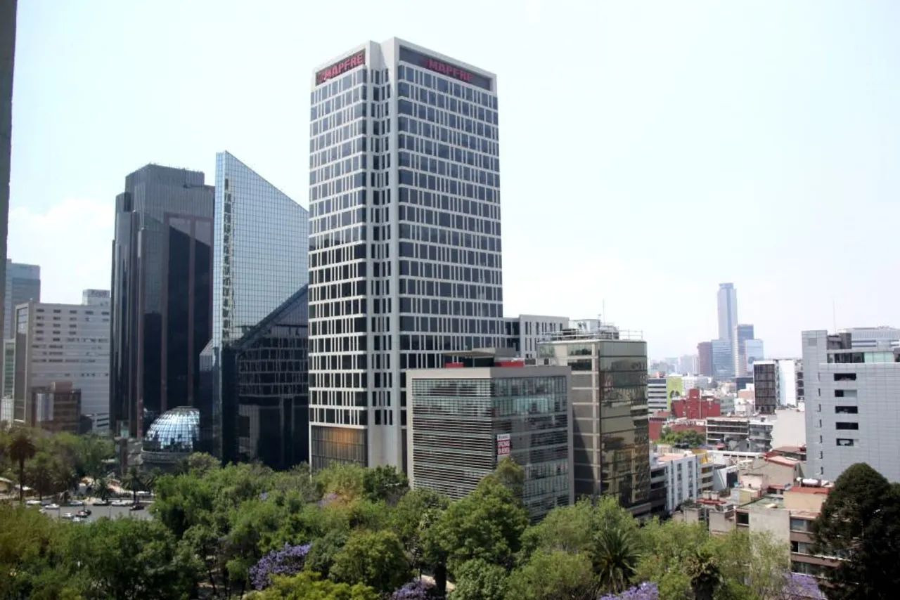 Holiday Inn Express Mexico Reforma — ภาพห้องพักและบรรยากาศ
