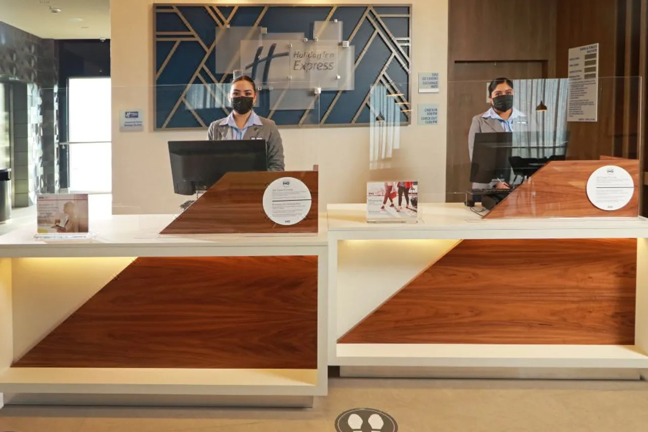 Holiday Inn Express Monterrey - Fundidora by IHG — ภาพห้องพักและบรรยากาศ
