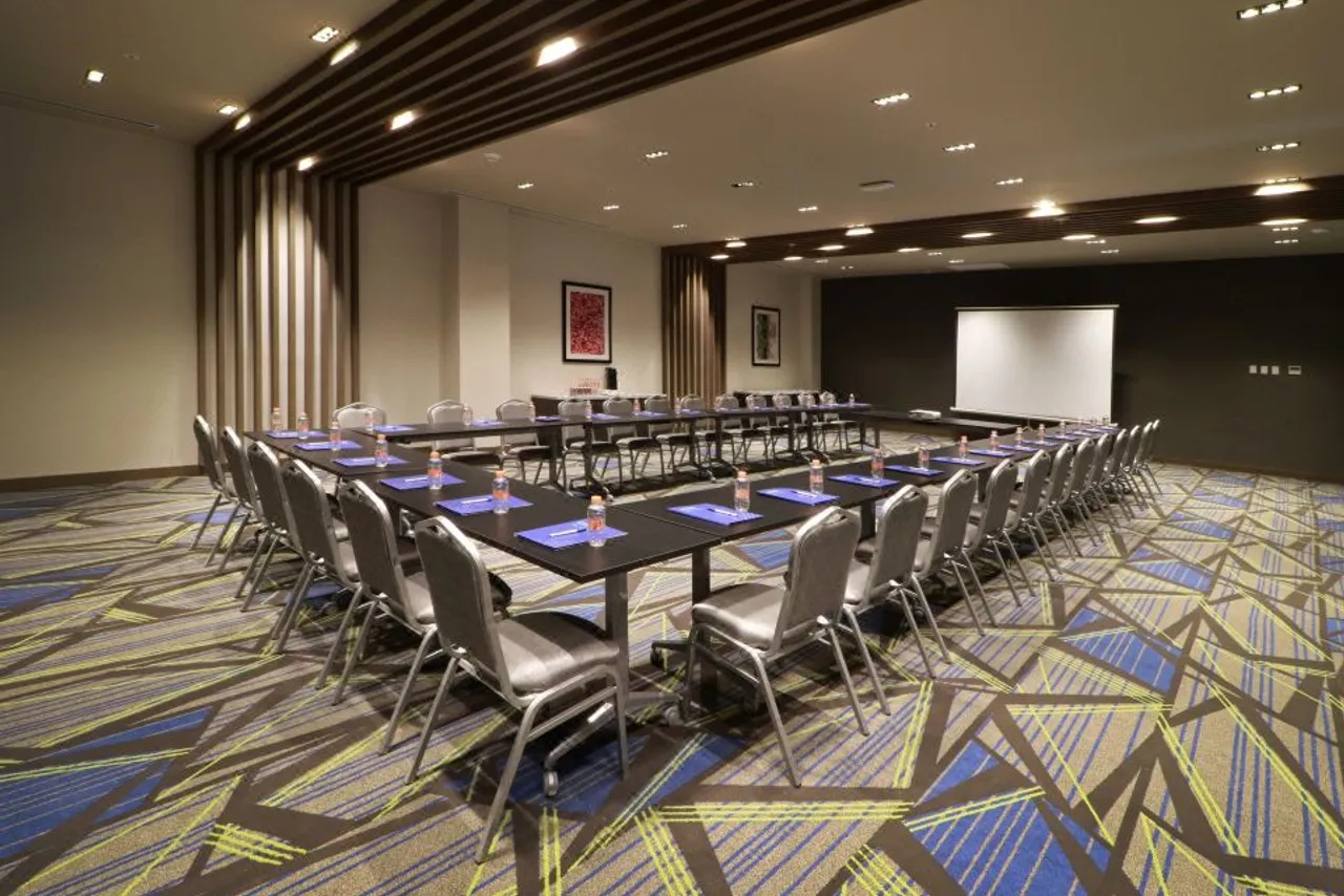 Holiday Inn Express Monterrey - Fundidora by IHG — ภาพห้องพักและบรรยากาศ