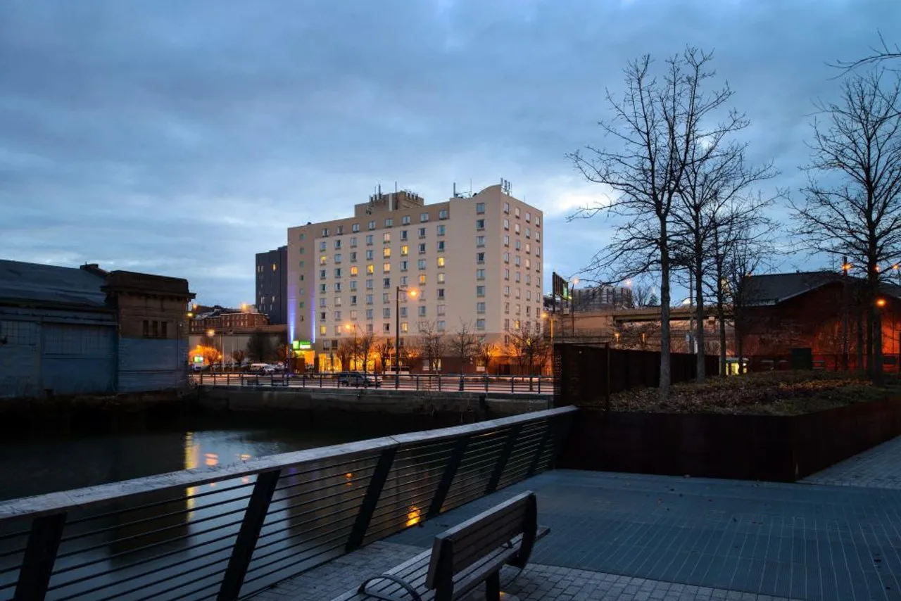 Holiday Inn Express Philadelphia - Penn's Landing by IHG — ภาพห้องพักและบรรยากาศ
