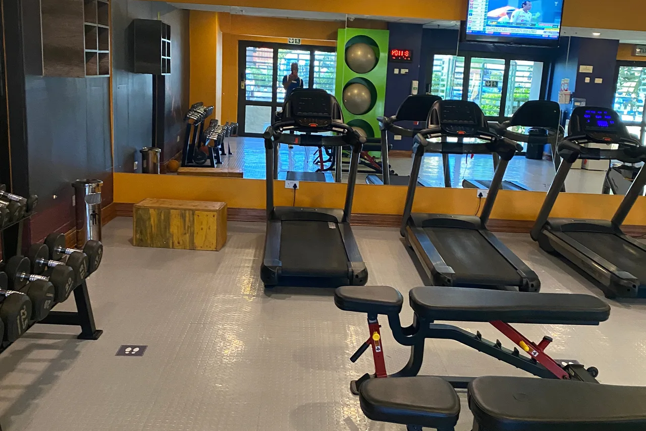 Holiday Inn Harare by IHG — ภาพห้องพักและบรรยากาศ